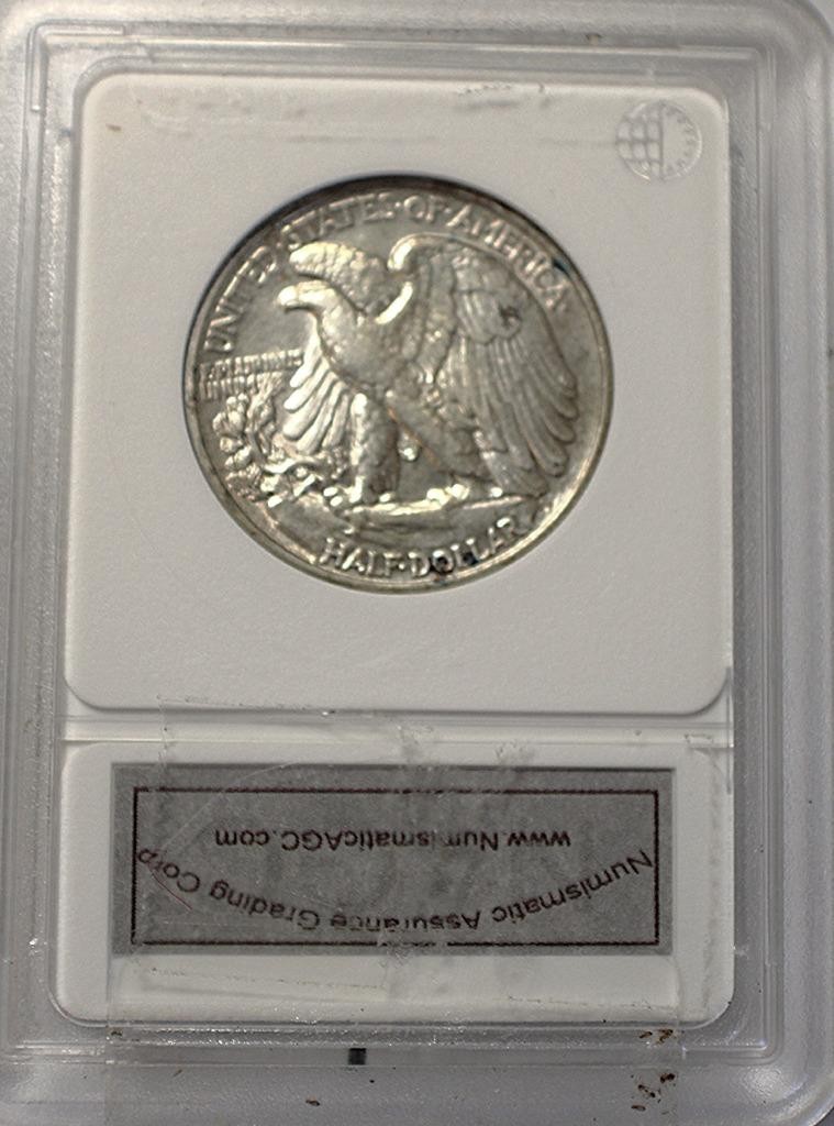 1946 P WALKING LIBERTY SILVER HALF DOLLAR (REF# WL 46)