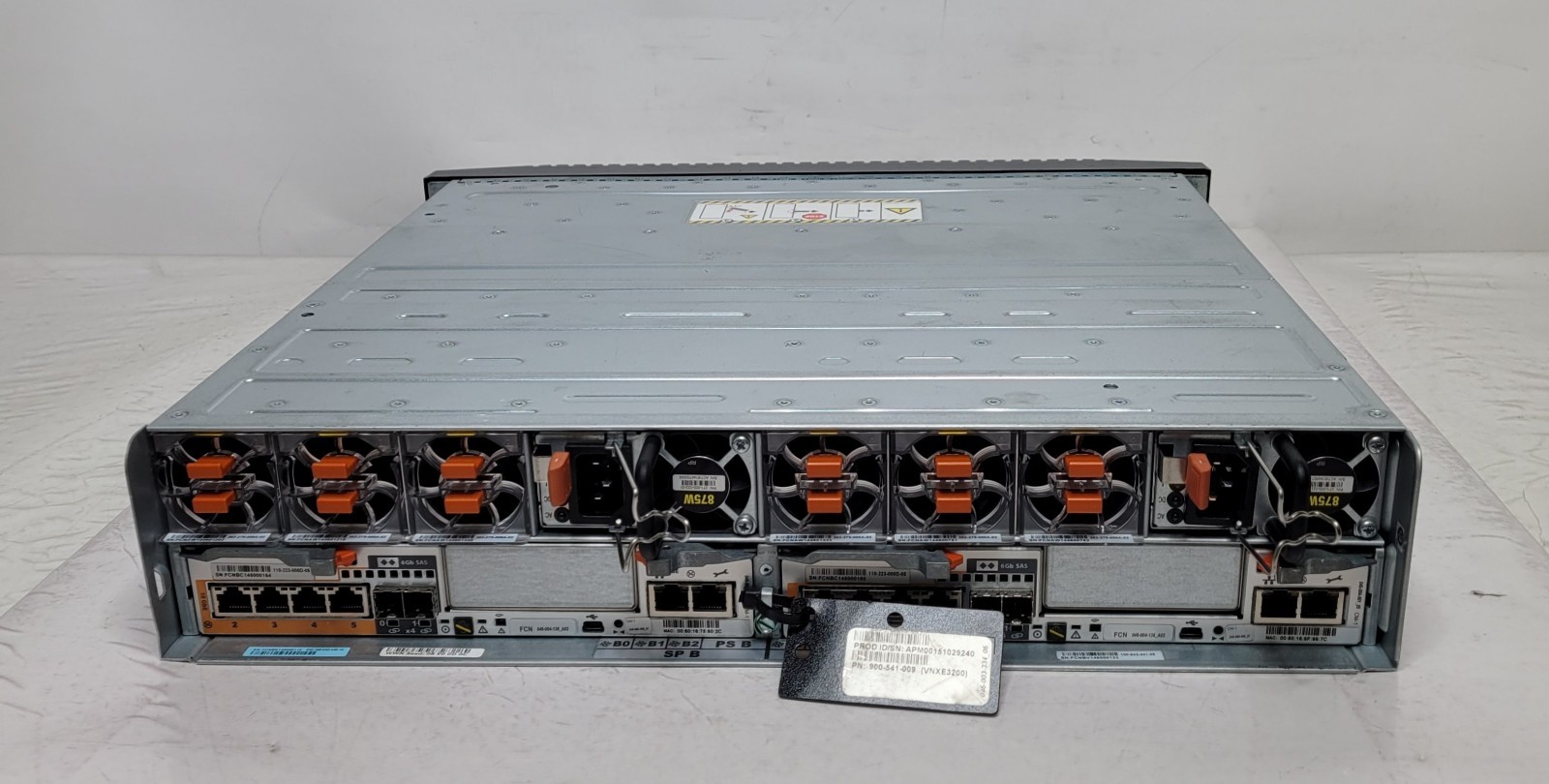 EMC Model BPE25 - 2.5in 25 Drive Bay Mini SAS RJ45 Storage Array No HDDs