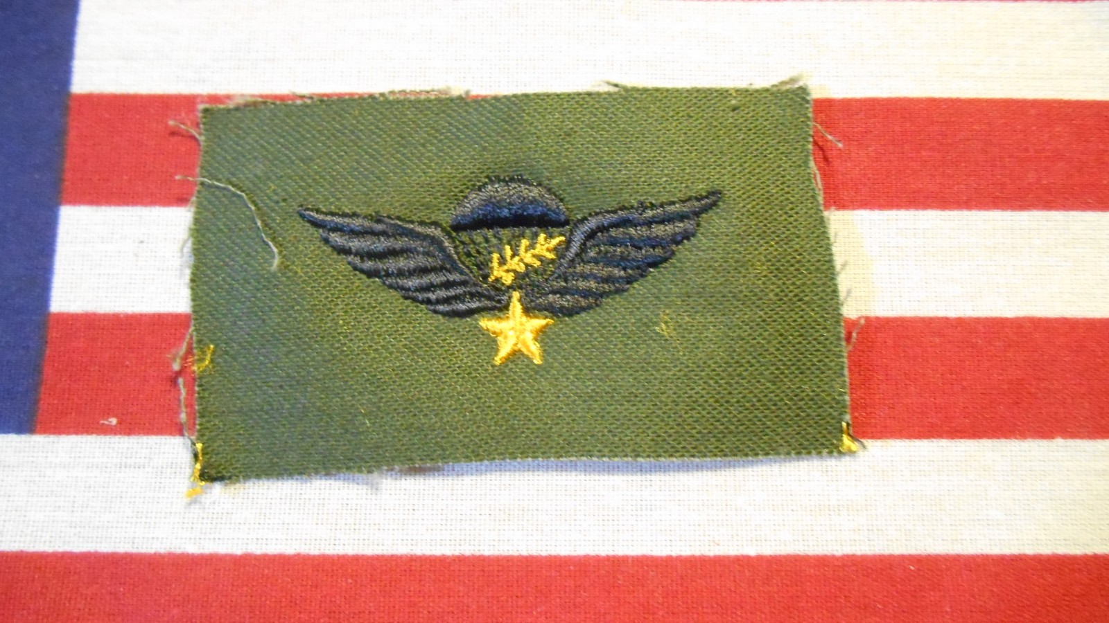 South Vietnam Airborne Cloth OD Subdued Master Jump Wings Vietnam Era