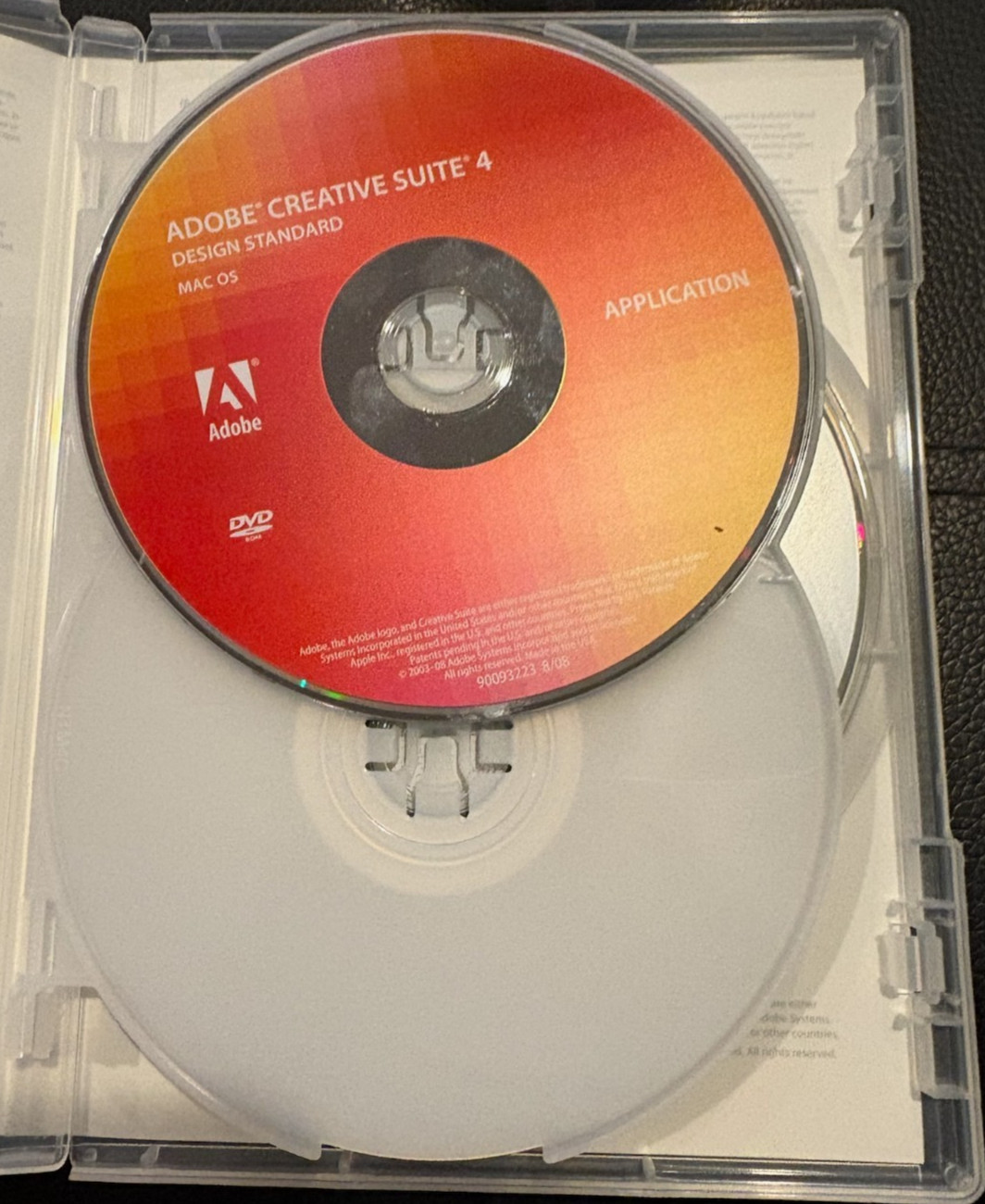 ADOBE CREATIVE SUITE 4 DESIGN STANDARD MAC Discs with SERIAL NUMBER