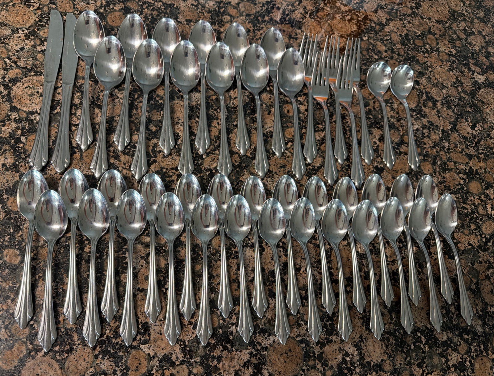 47 pc set flatware stainless similar to SARAJEVO Made in Japan