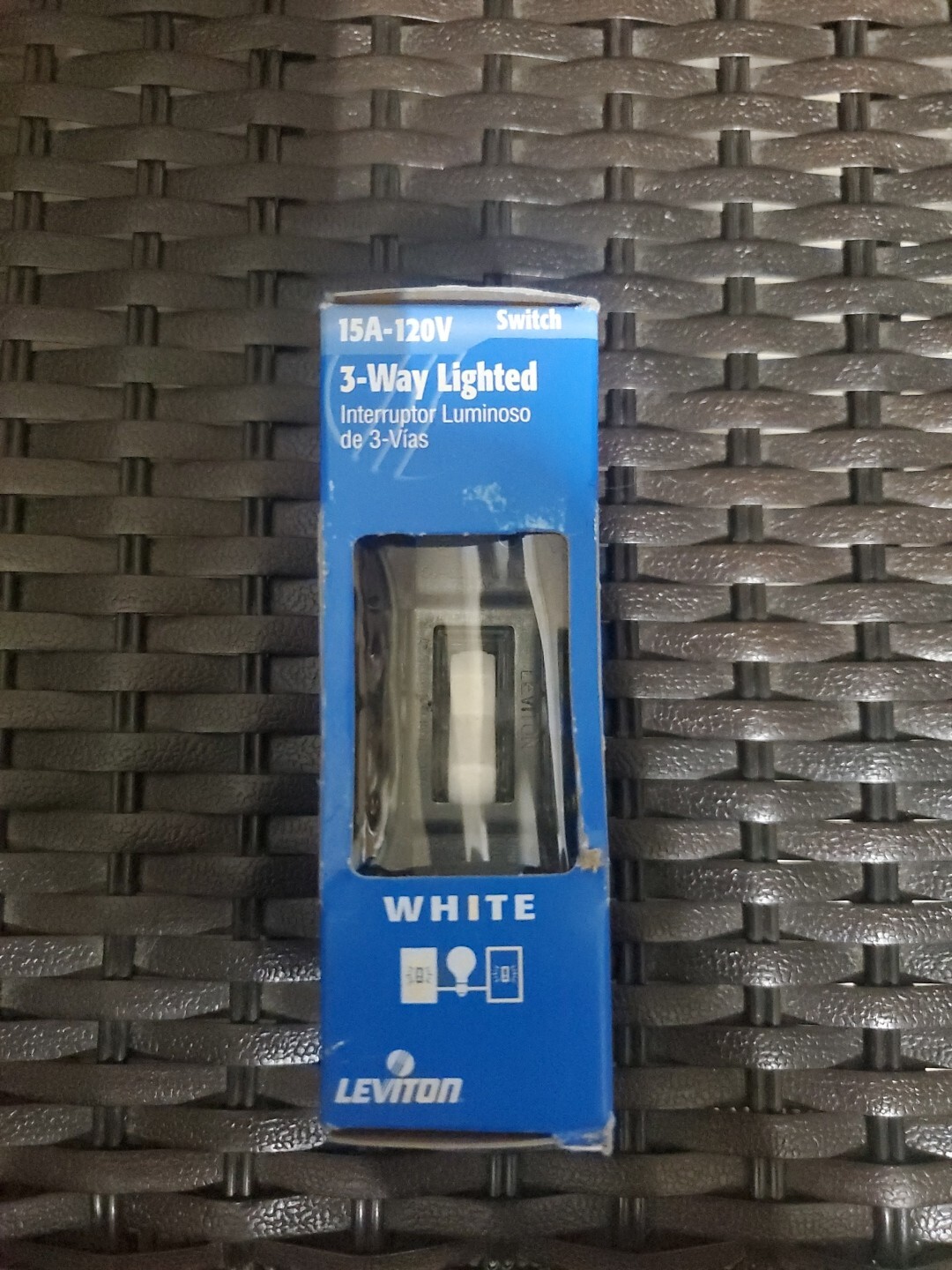 Leviton  Commercial Illuminated  15 amps Toggle  Switch  White  1 pk.  1463-GLW