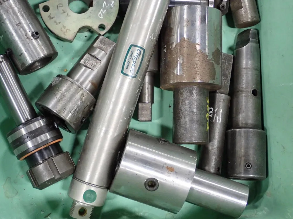 TOOLING 08250880765