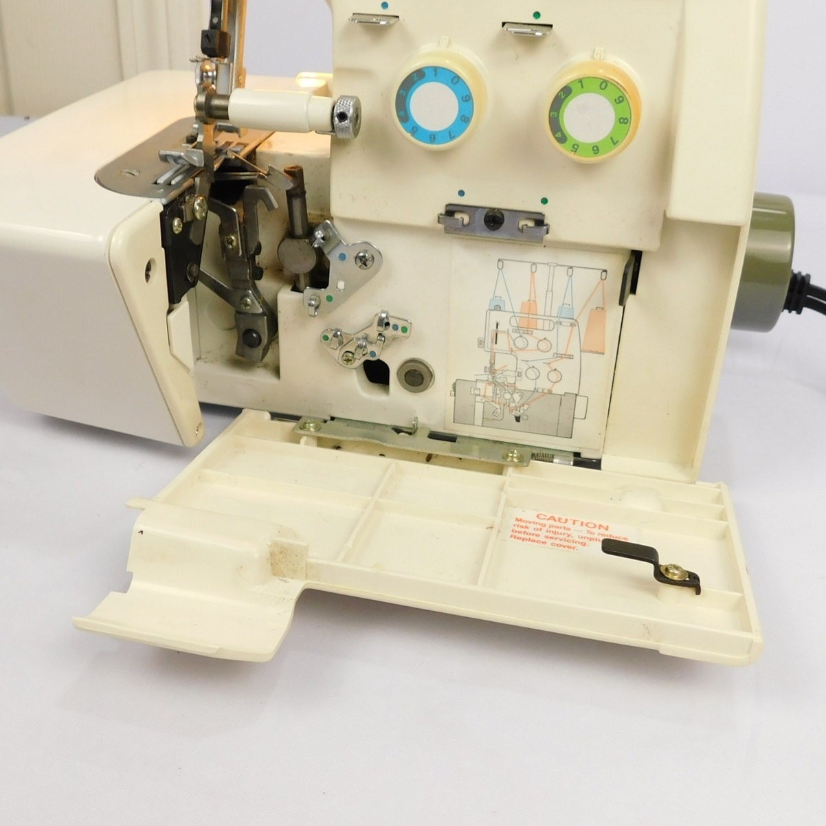 White SpeedyLock 7234 Serger Overlock Sewing Machine Tested Serviced w/ Pedal