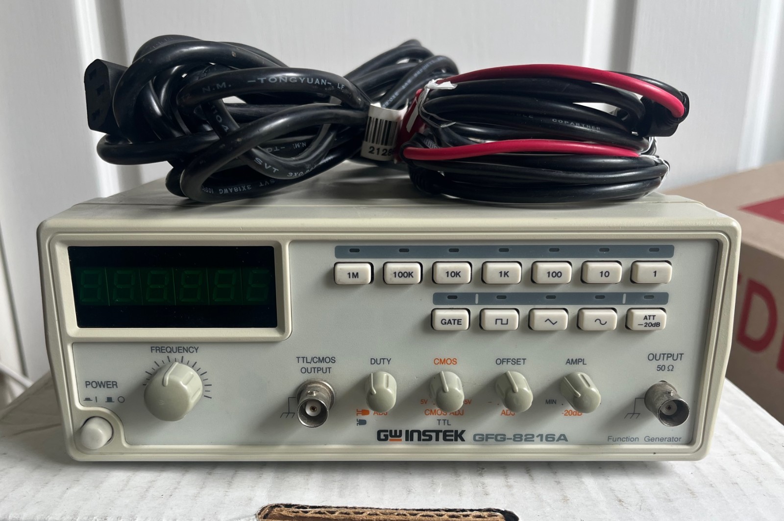 GW Instek Function Generator 3 MHz (Model GFG-8216A) w/2 Alligator BNC Leads