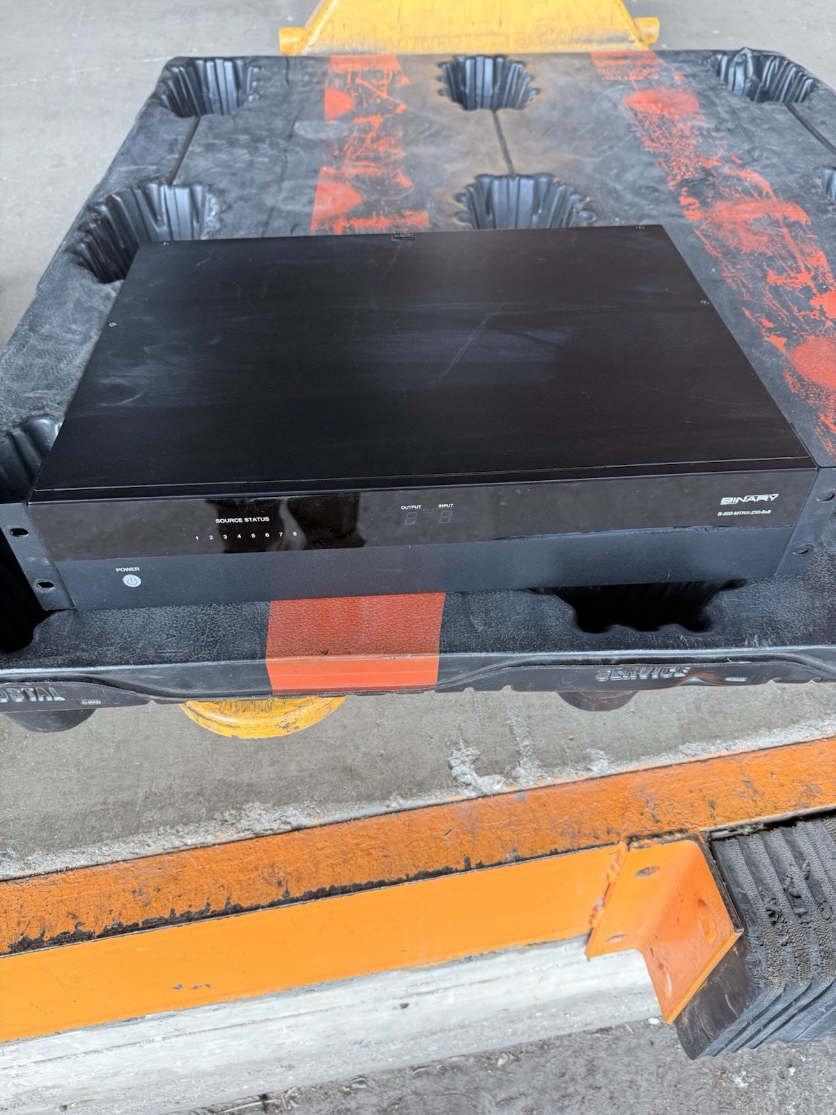 Binary B-500-MTRX-230-8X8 HDMI Matrix Switch 8x8
