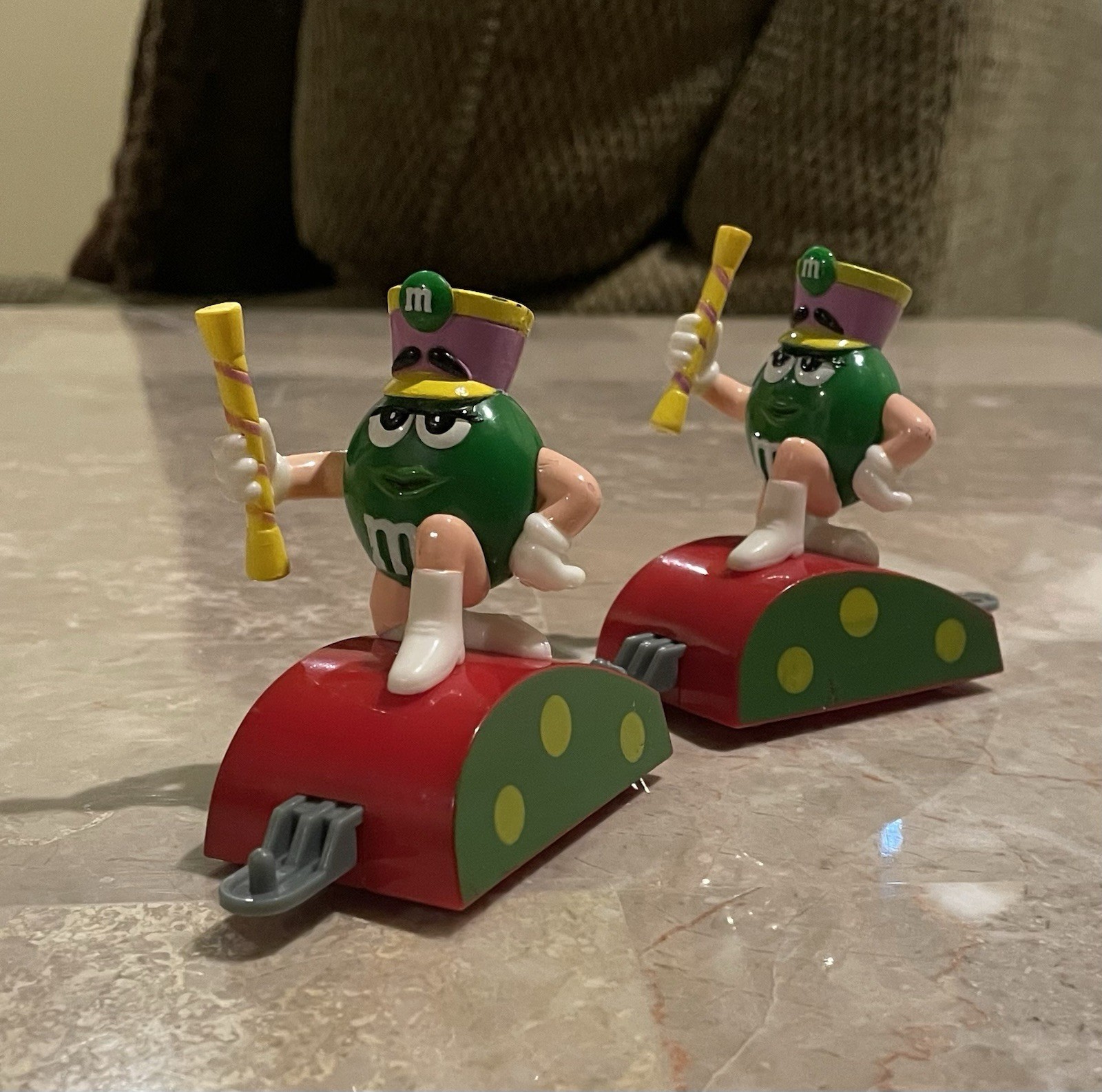 2006 Mars Green M&M Band Train Holiday Toy Set Of 2