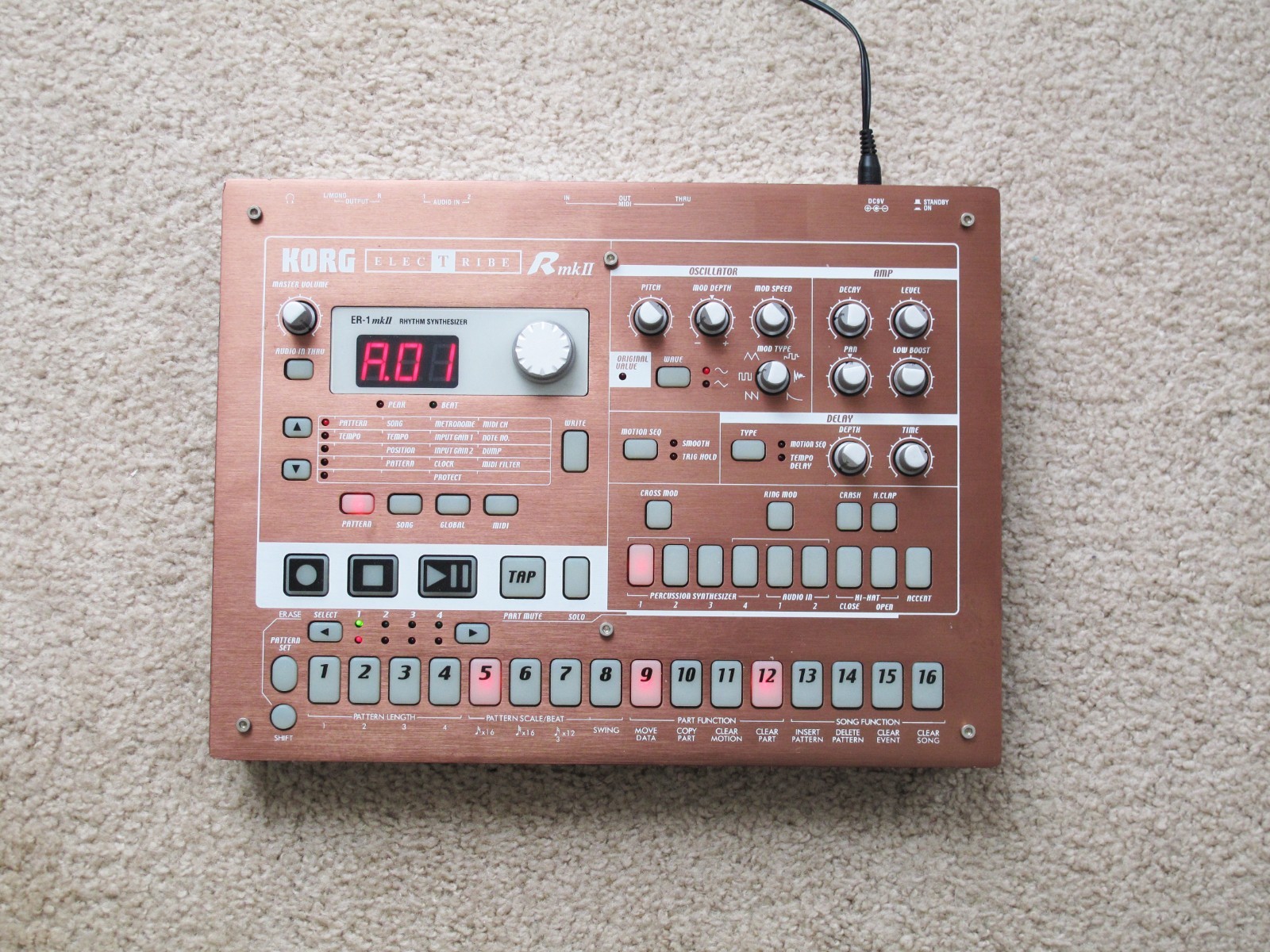 KORG Electribe R mkII ER-1 mkII Rhythm Synthesizer Drum Machine w/ AC Adapter