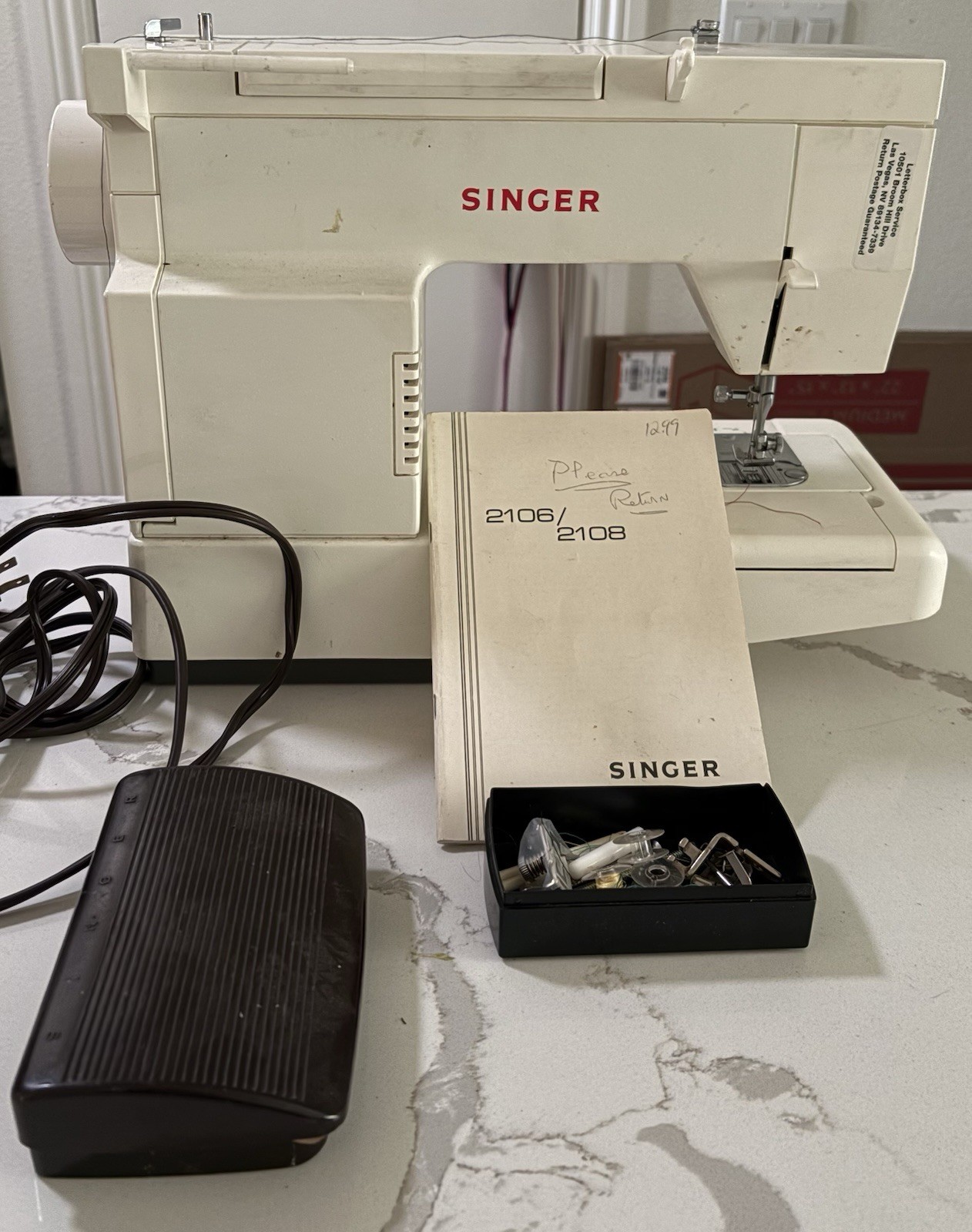 Used SingerSewing Machine Sewing Machine