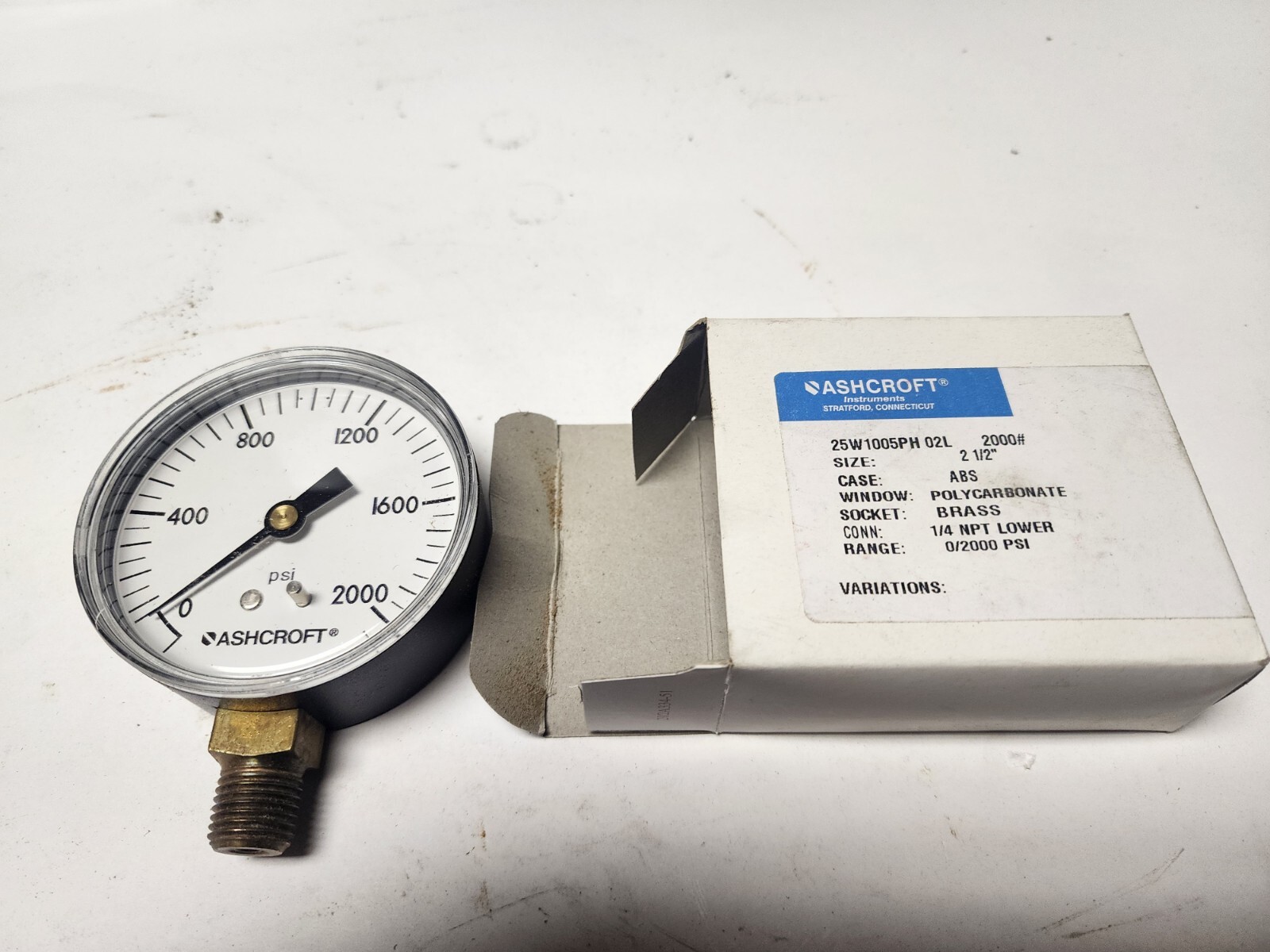 Ashcroft 22W1005PH 02L 2000# 2-1/2" 1/4" NPT  2000 PSI Pressure Gauge