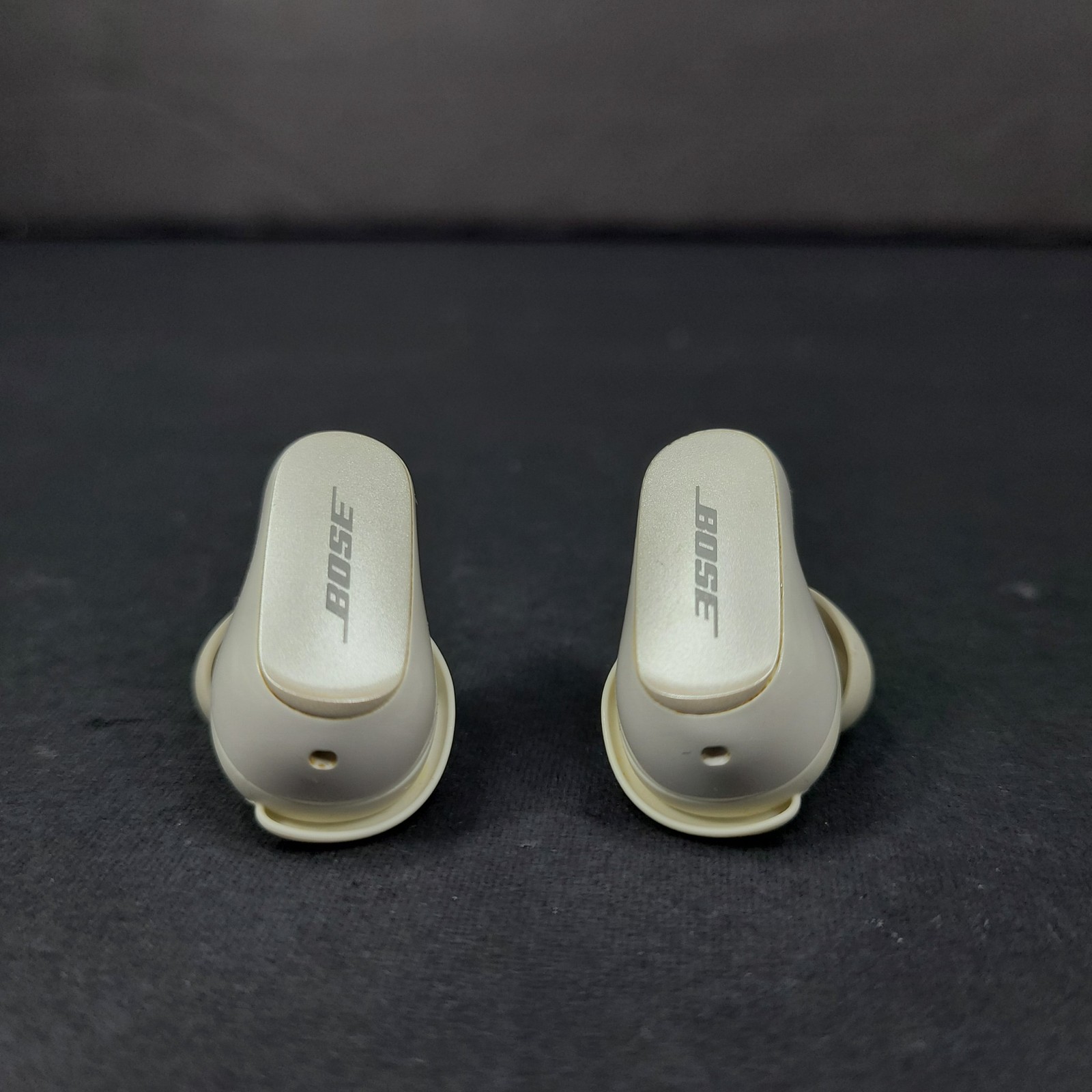 Bose QuietComfort ii Noise Cancelling True Wireless Earbuds - White