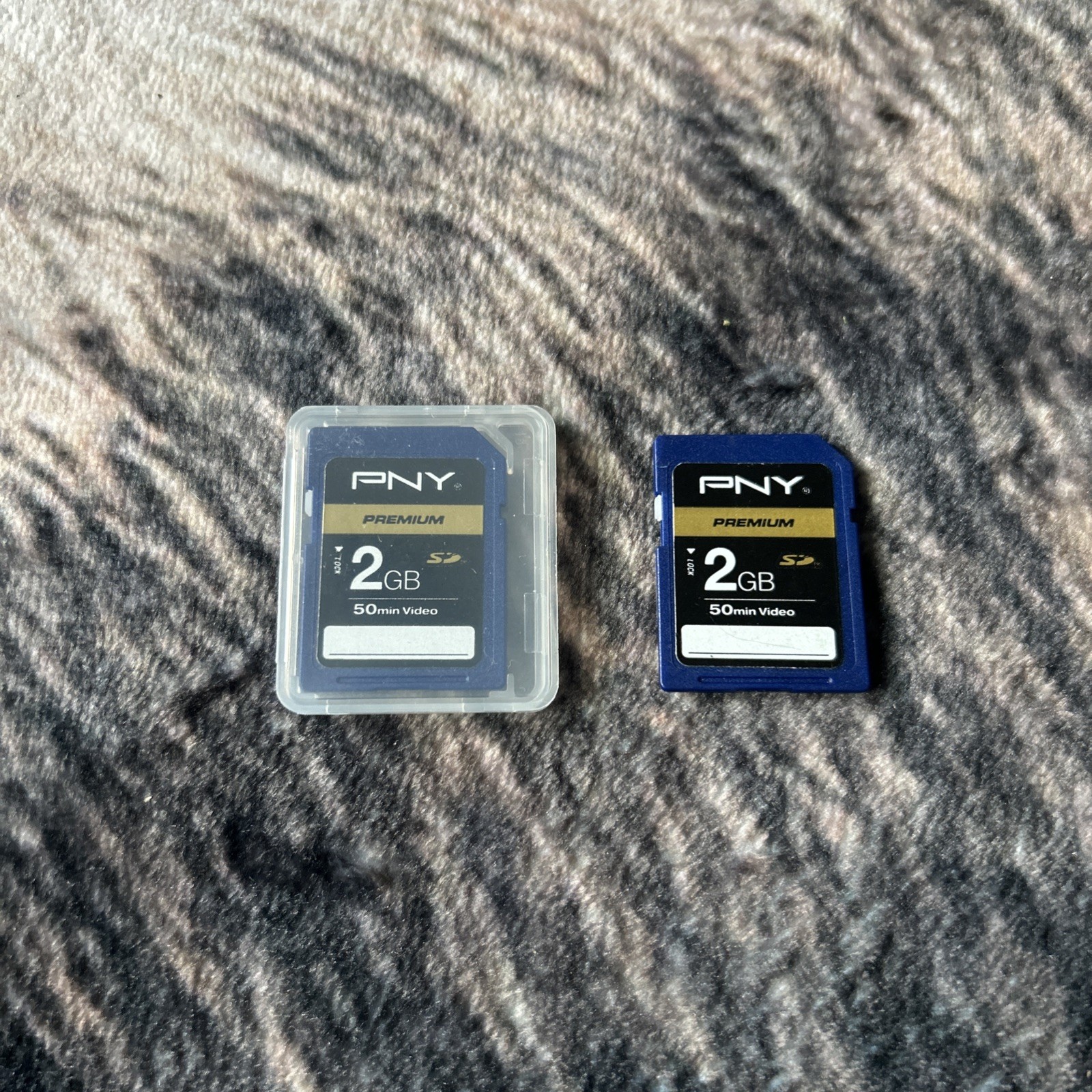 Mint — PNY Premium 2 GB 50 min Video memeory cards Lot 2 Free Ship!