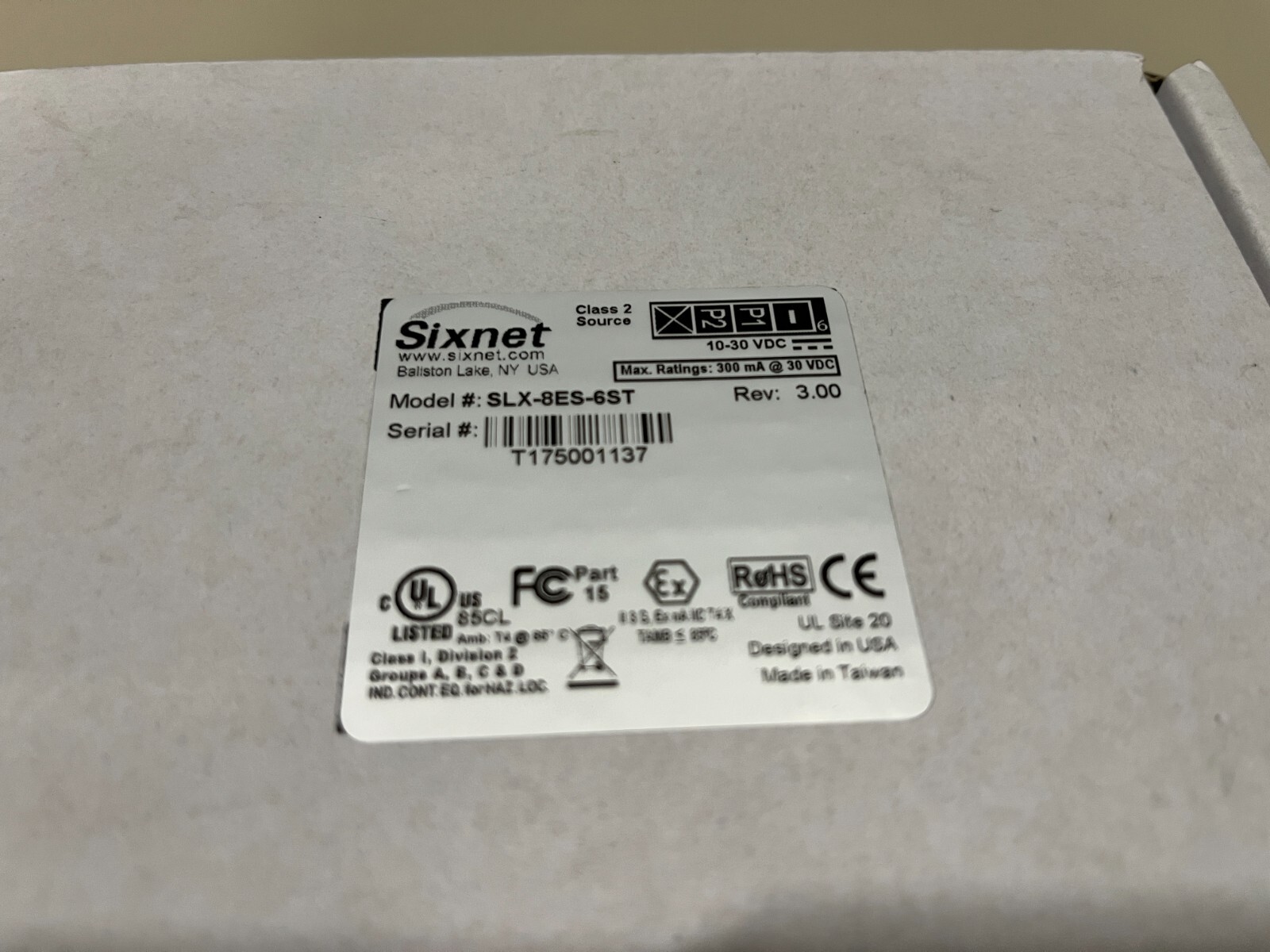Red Lion Controls SLX-8ES-ST Ethernet Switch