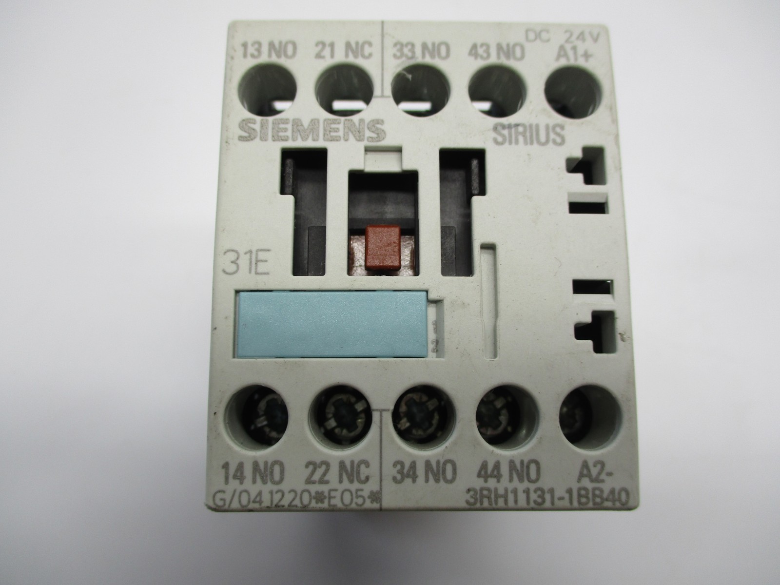 SIEMENS 3RH1131-1BB40 CONTACTOR NSNP
