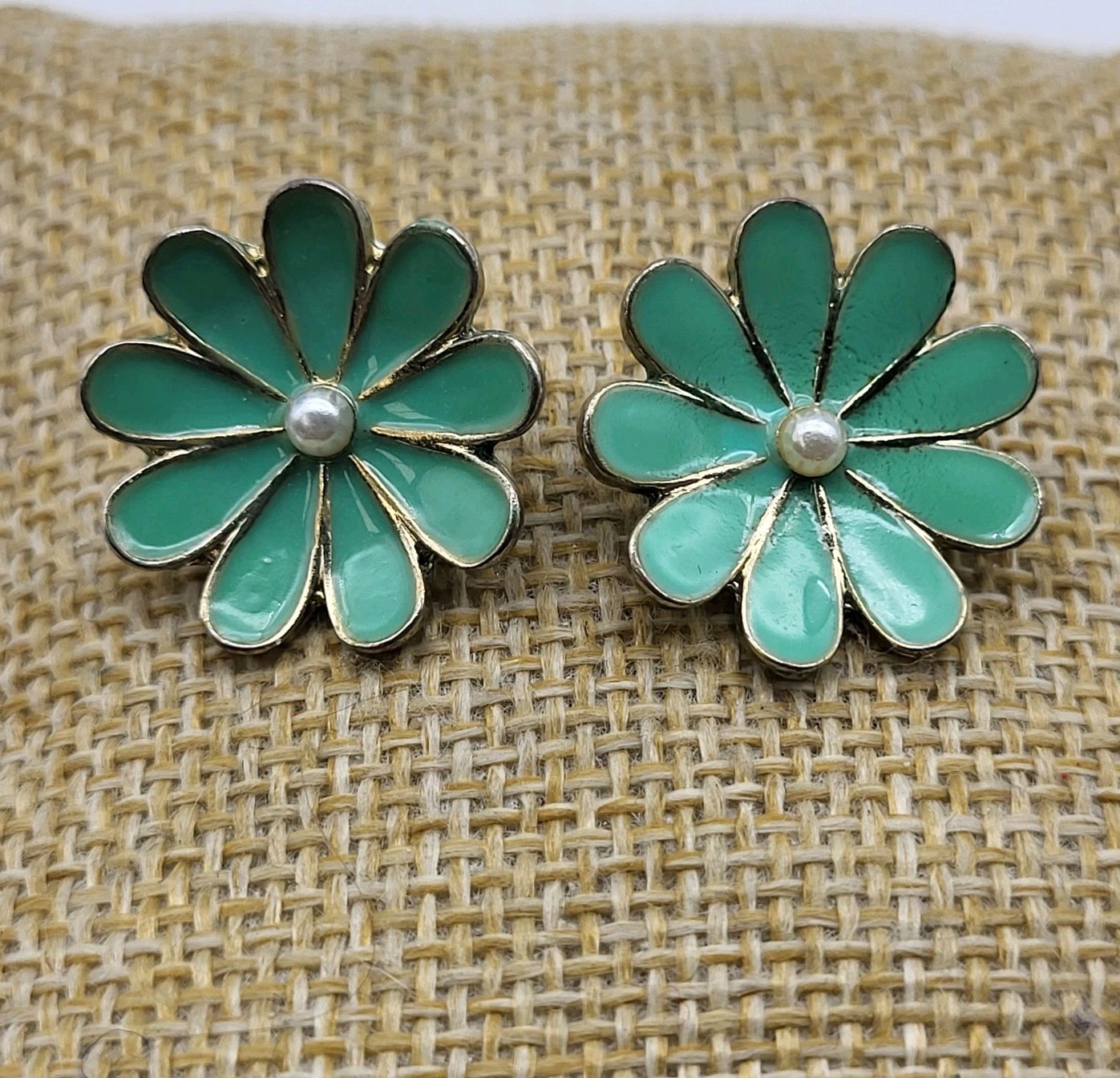 Lovely Spring Enamel stud earrings Faux Pearl pierced Easter Teal