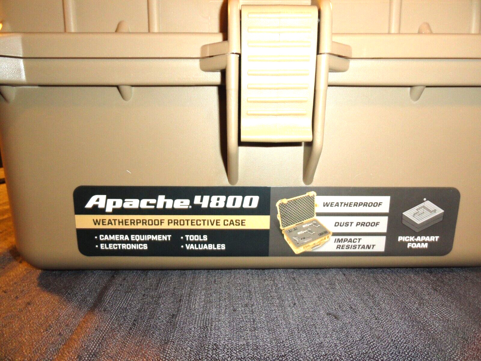 APACHE 4800 WEATHERPROOF PROTECTIVE HARD CASE CAMERA WEAPON TAN DESERT 19x13x7