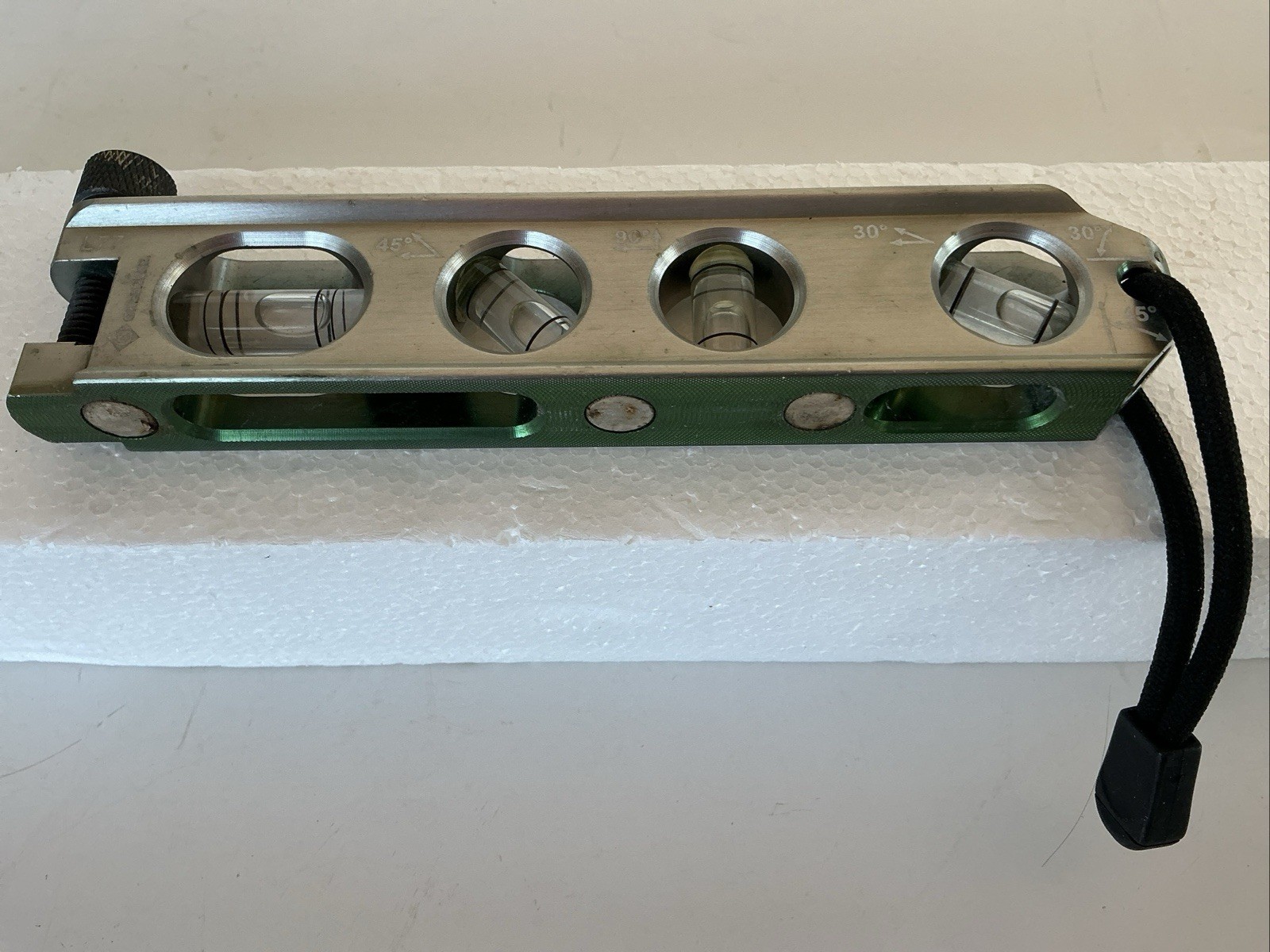 Greenlee L77 4 Vials  Mini Magnetic Bubble Level PRE-OWNED 6 1/4”