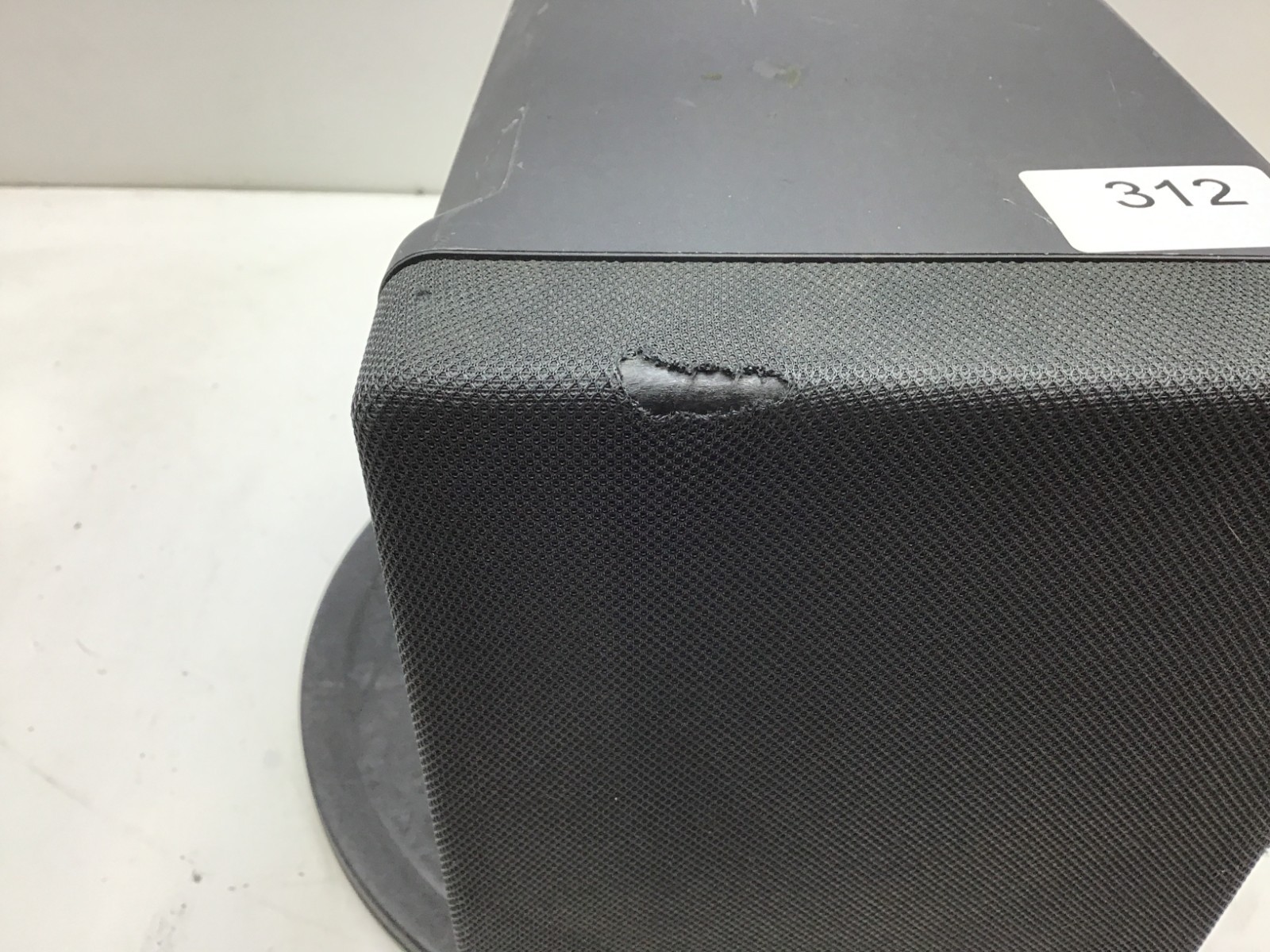 Yamaha AST-SC10 Speaker - Single