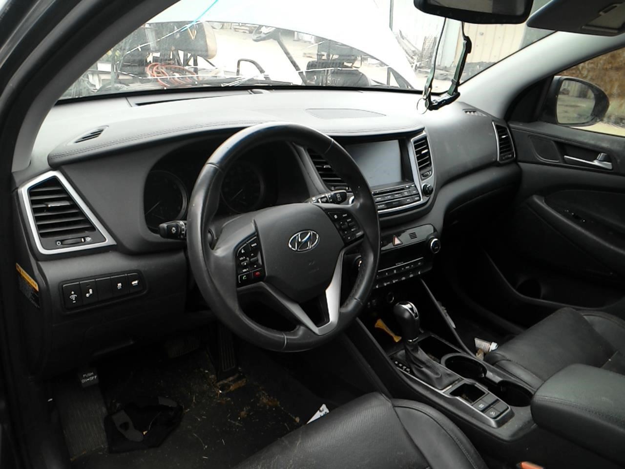TUCSON 2016 Horn 104971855