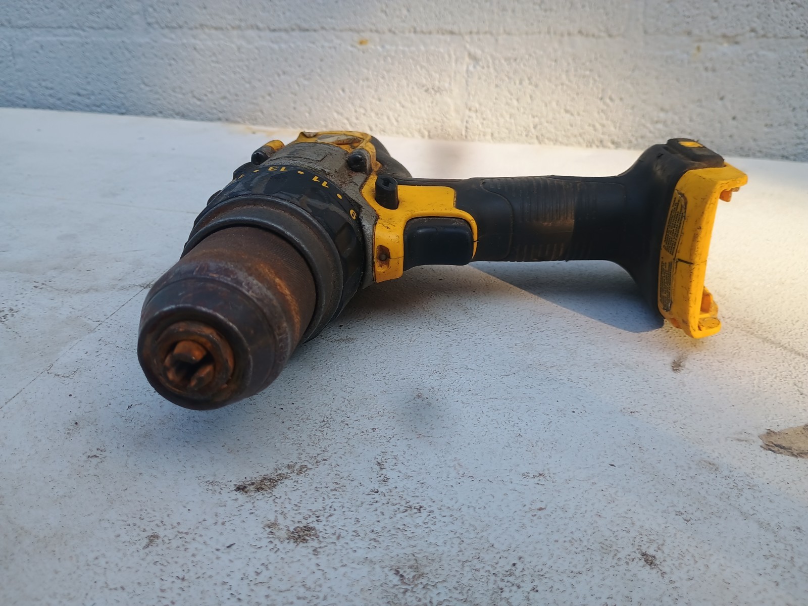 DeWalt DCD985 20V MAX 1/2" Hammerdrill / Driver Tool Only