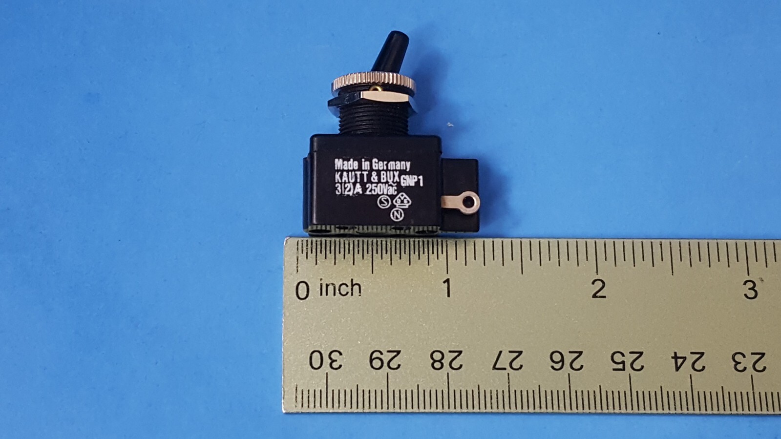 1PC- Toggle Switch, GNP1, KAUTT & BUX, 3A/250VAC