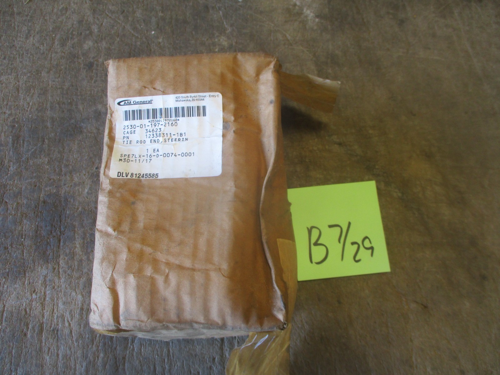 NIB Tie Rod End, Steering, AM General, for HMMWV 19207-12338311-1B1