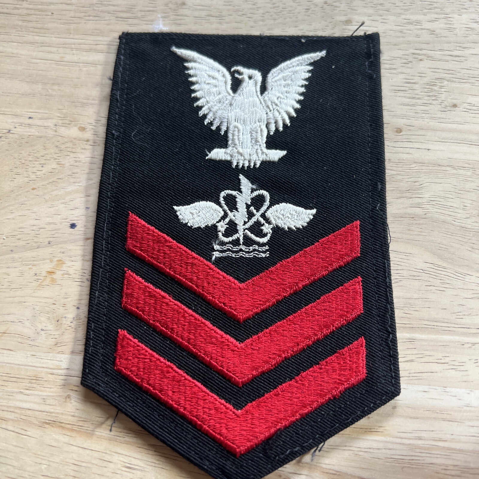 US Navy Petty Officer PO1 Large Chevron with AVIATION ELECTRICIAN'S MATE Rating