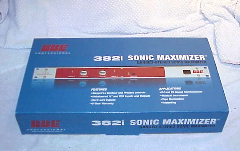 BBE 382i Sonic Maximizer Rackmount Unit - MINT IN THE BOX