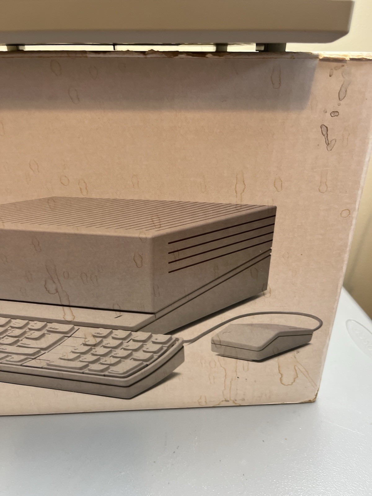 Apple IIGS A2S6000 Computer w/ Original Box, Keyboard, Mouse, Cable Book Works