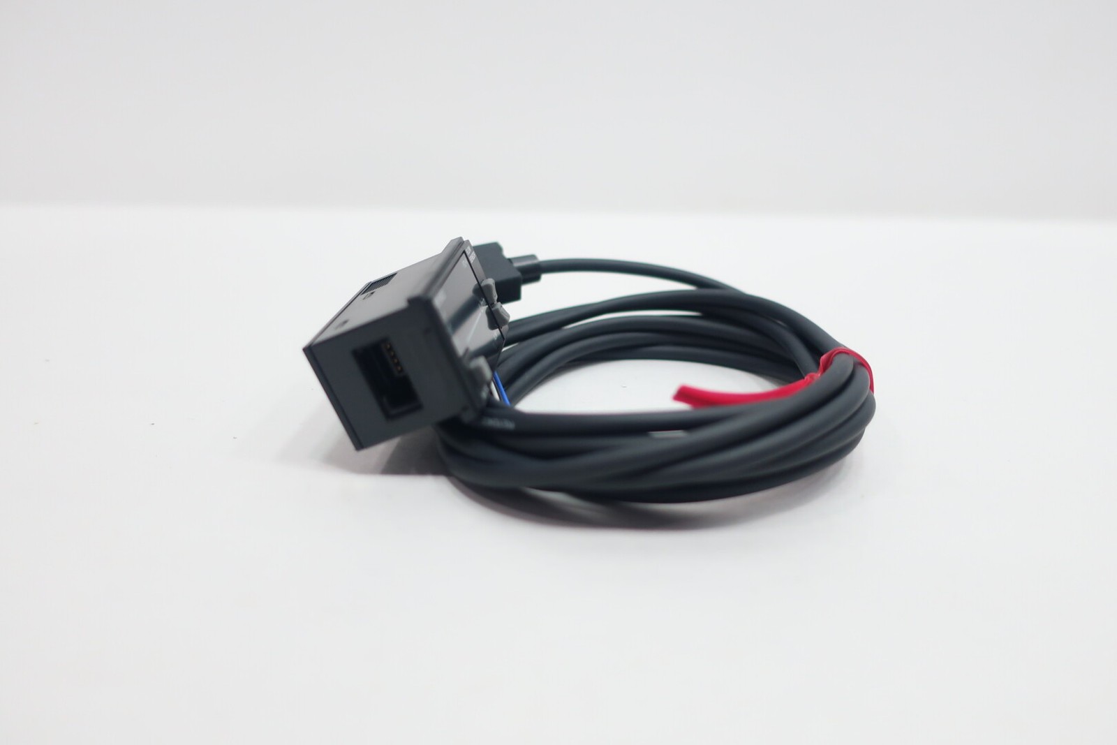 Keyence FD-V75A Air Flow Sensor 12-24v-dc