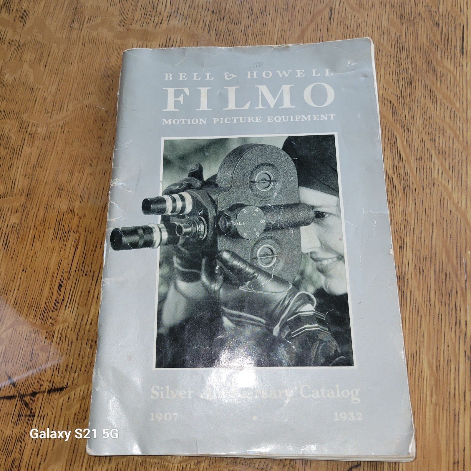 VINTAGE BELL & HOWELL FILMO MOTION PICTURE EQUIPMENT SILVER ANNIVERSARY CATALOG