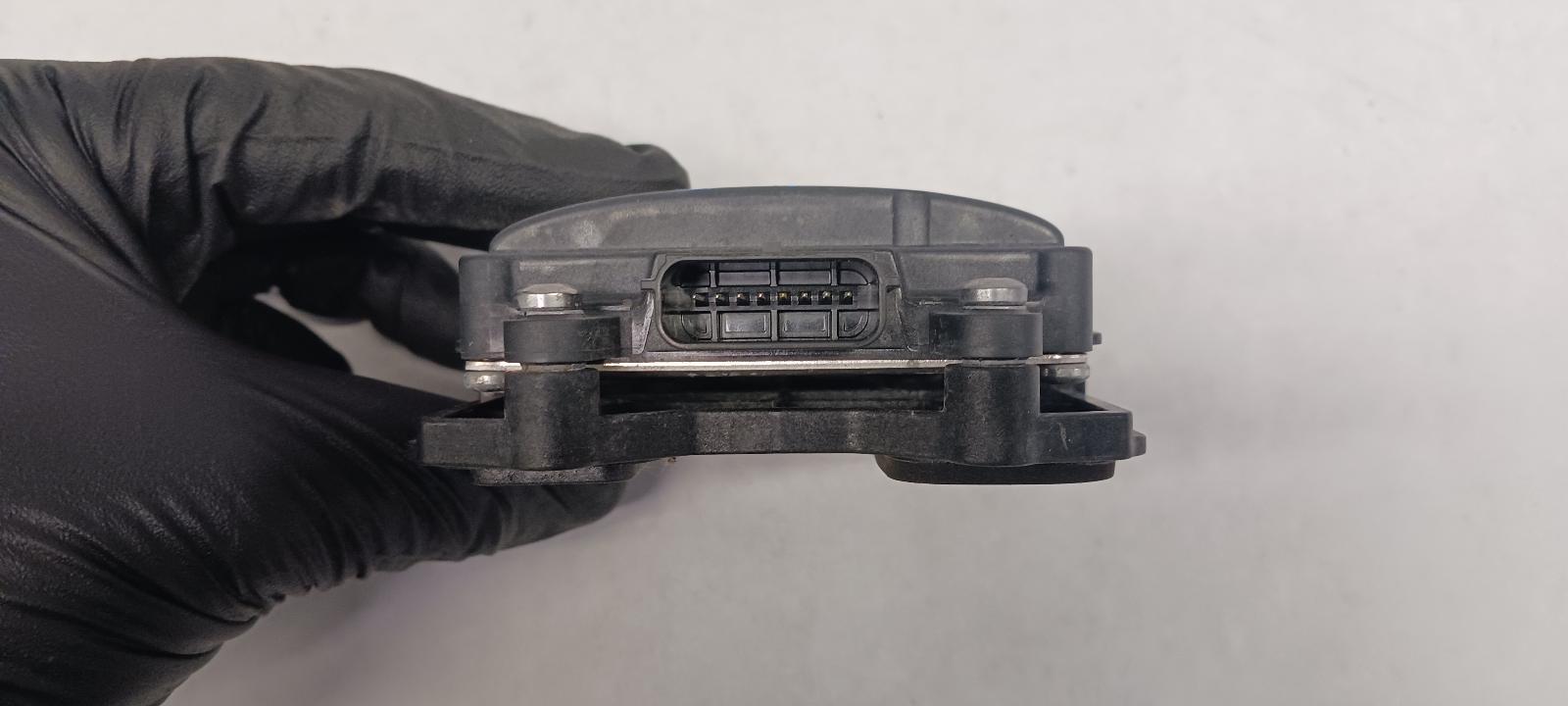 '19-'23 FORD EDGE rear radar unit blind spot monitor OEM Guaranteed!