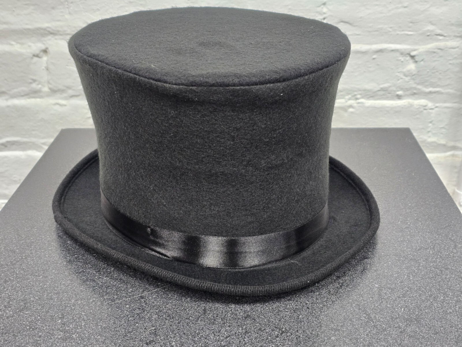 Mens Black Top Hat Tophat Topper Coachman One Size Elastic Adjustable Rocker USA
