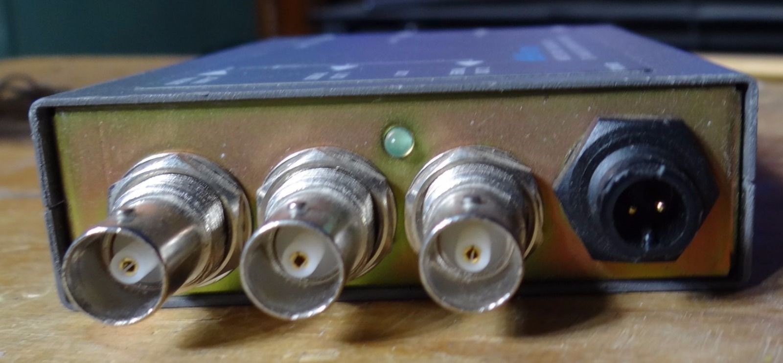 AJA VIDEO MODEL DC10E SERIAL DIGITAL TO ANALOG COMPONENT /COMPOSITE