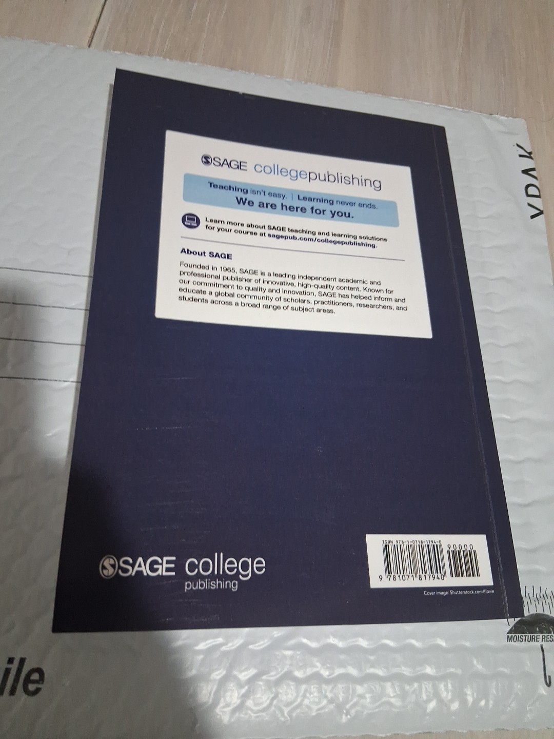 Research Design : Qualitative, Quantitative, and Mixed Methods Approaches by...