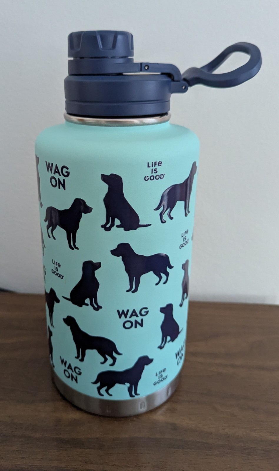 Life Is Good stainless steel water bottle 50oz dog logo WAG ON AQUA NAVY BLUE