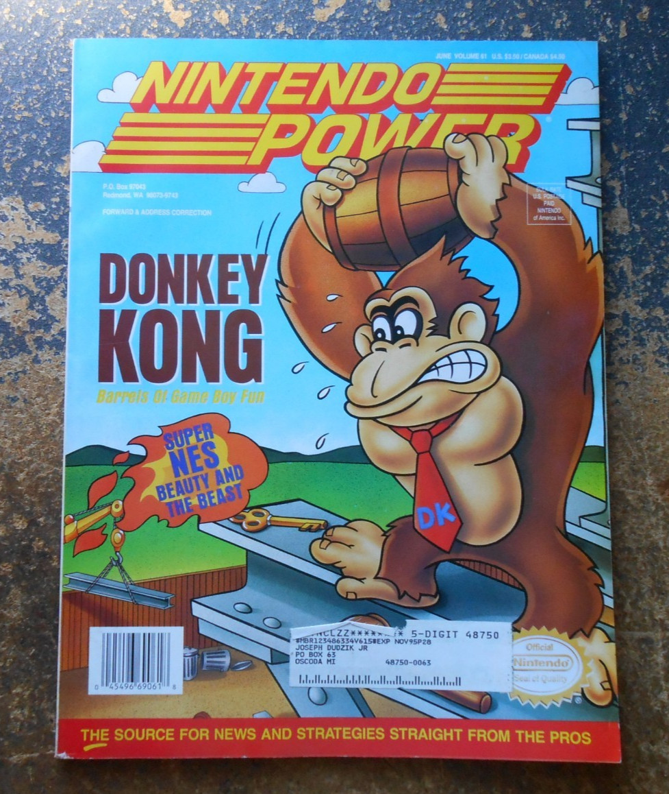 NINTENDO POWER MAGAZINE JUNE 1994  VOLUME 61 DONKEY KONG WITH POSTER AND CARDS