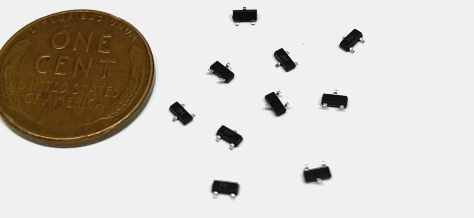 10 Pieces 2N3906 SMD Transistor SOT-23 Surface Mount G833