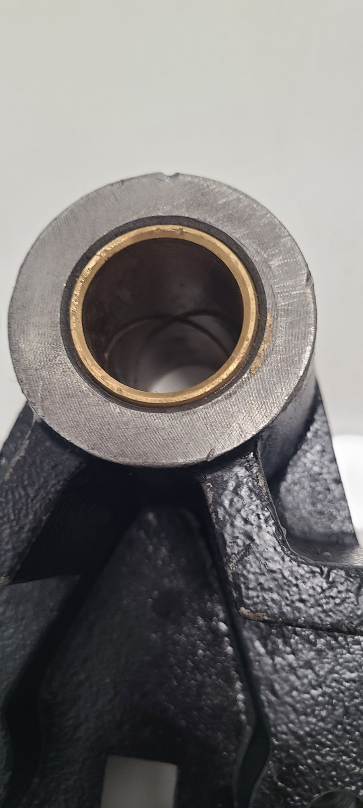 M1710 HANGER 5/8 HOLES