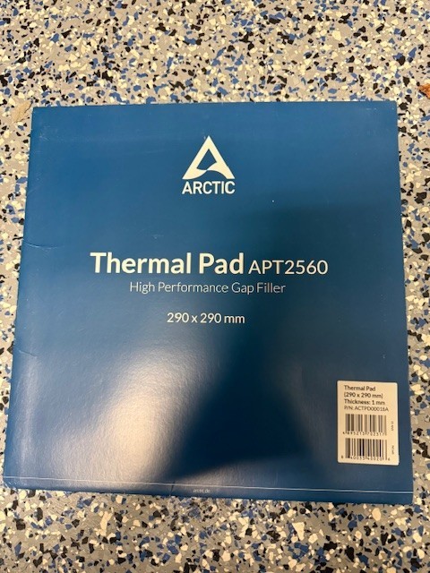 ARCTIC APT2560 Premium Thermal Pad  290 x 290mm x 1mm