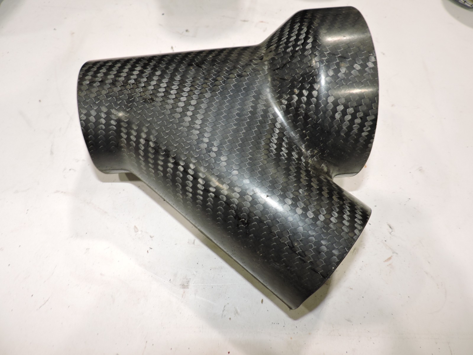 Carbon Fiber 3" "Y" w 4 3/8" ID fan housing Late Model Nascar