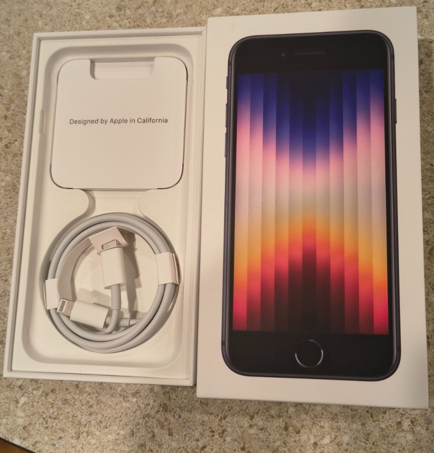 BOX + NEW LIGHTLING CABLE ONLY Apple iPhone SE 5G Black