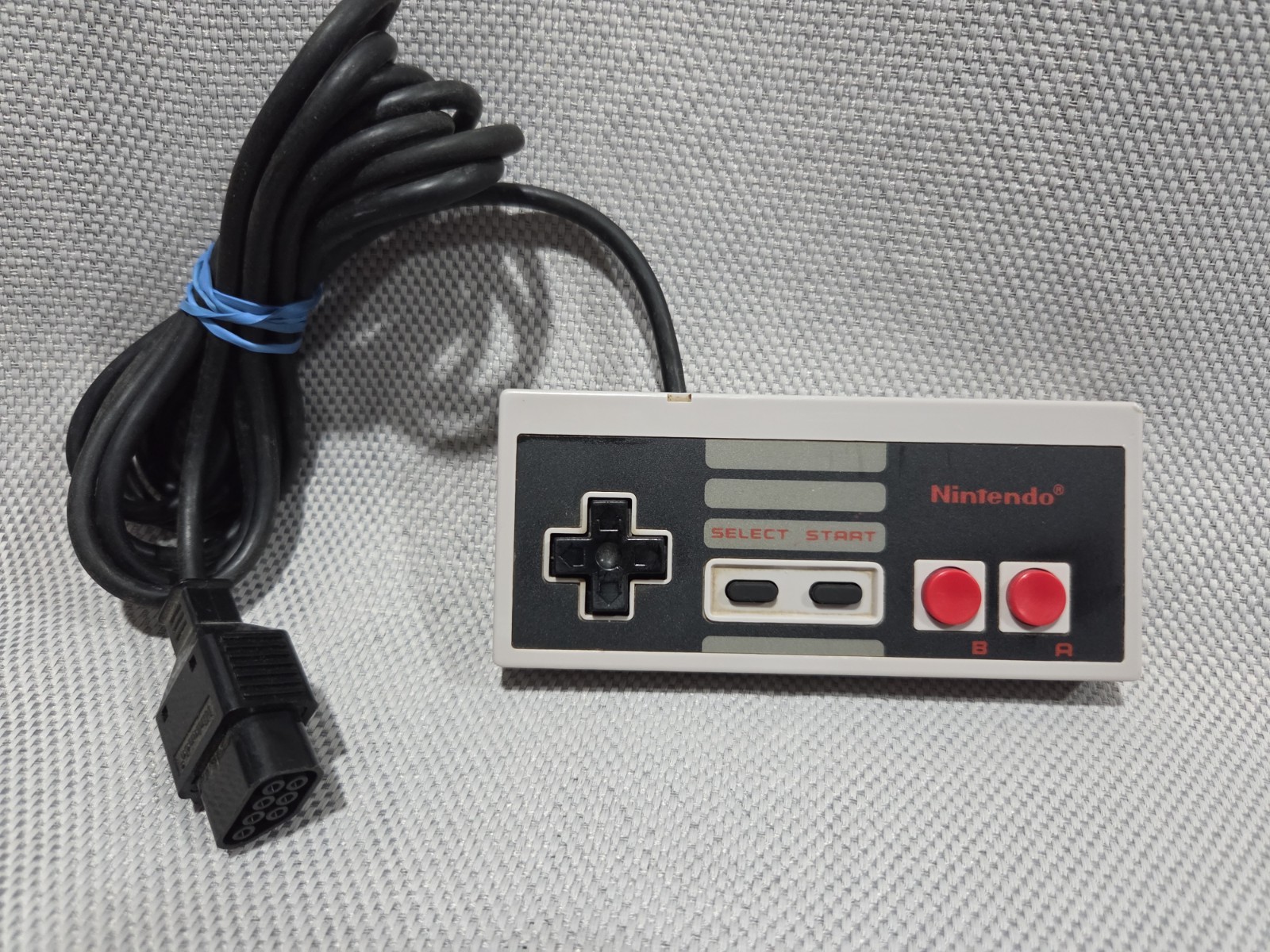 Original NES Nintendo Controller (NES-004) Tested And Working