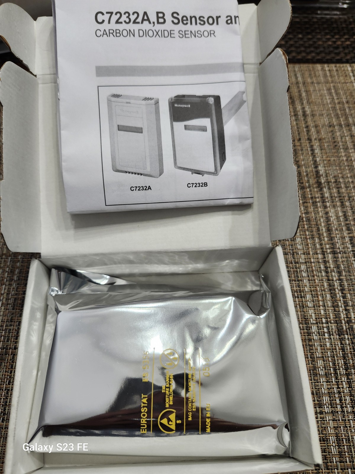 Honeywell C7232A1024 Sensor Controller CO2 Sensor NEW!