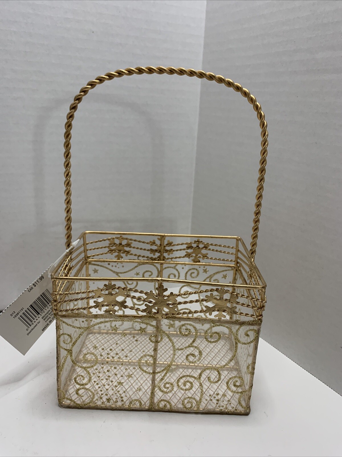 Metal Wire Basket Gold Tone Christmas Wedding Holiday 10” x 6”
