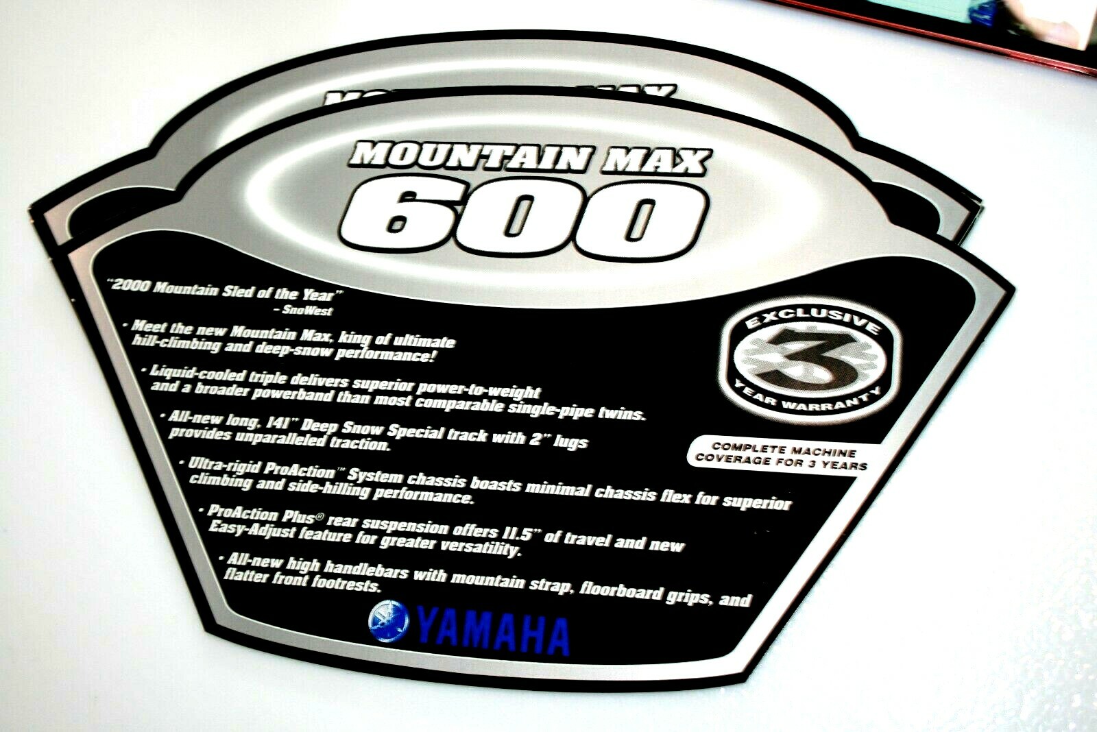 NOS YAMAHA DEALER SALES AID SNOWMOBILE WINDSHIELD 2000 MM600 MOUNTAIN MAX