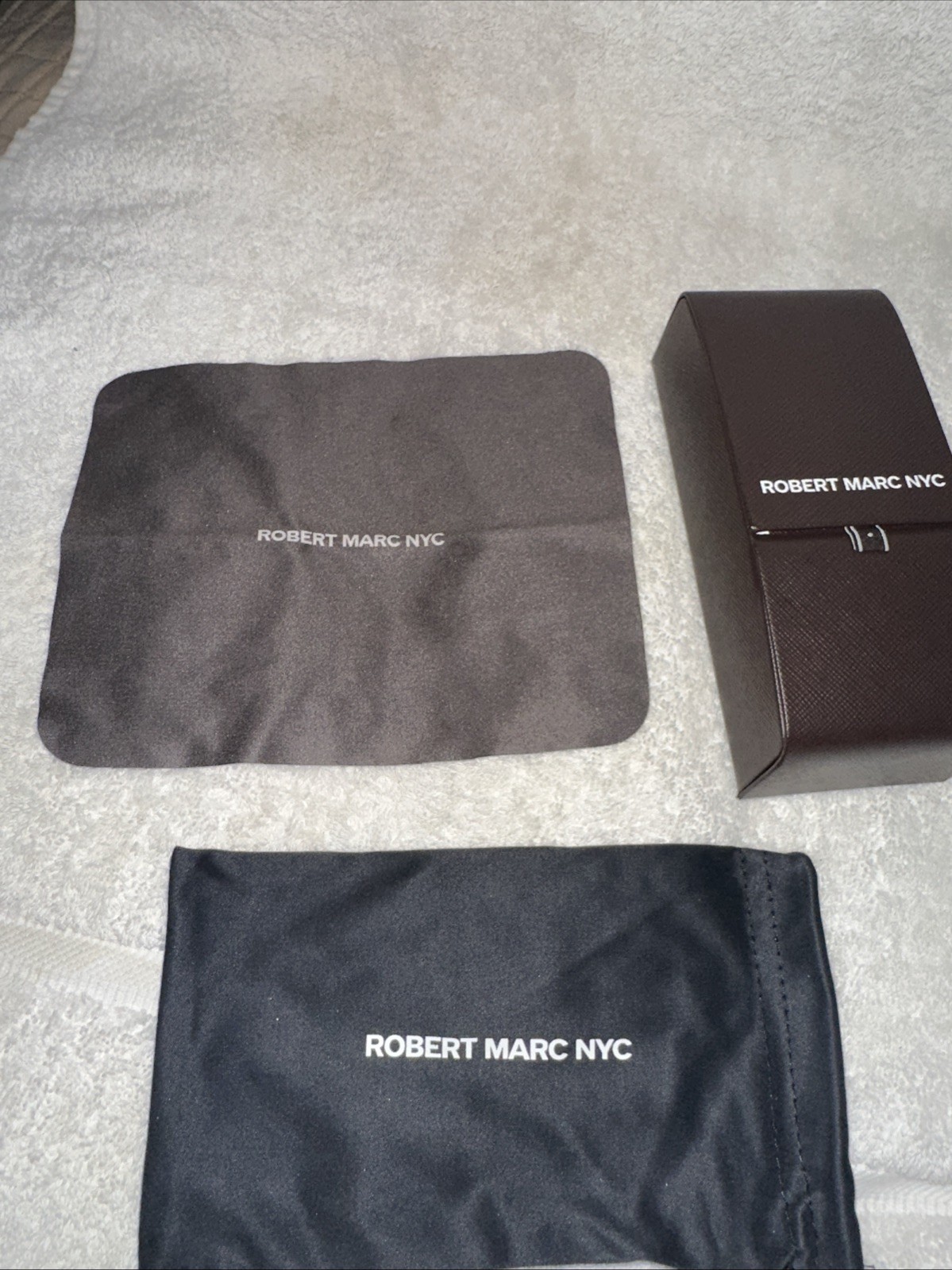 New Robert Marc NYC Brown Hard Case With Cloth And Pouch