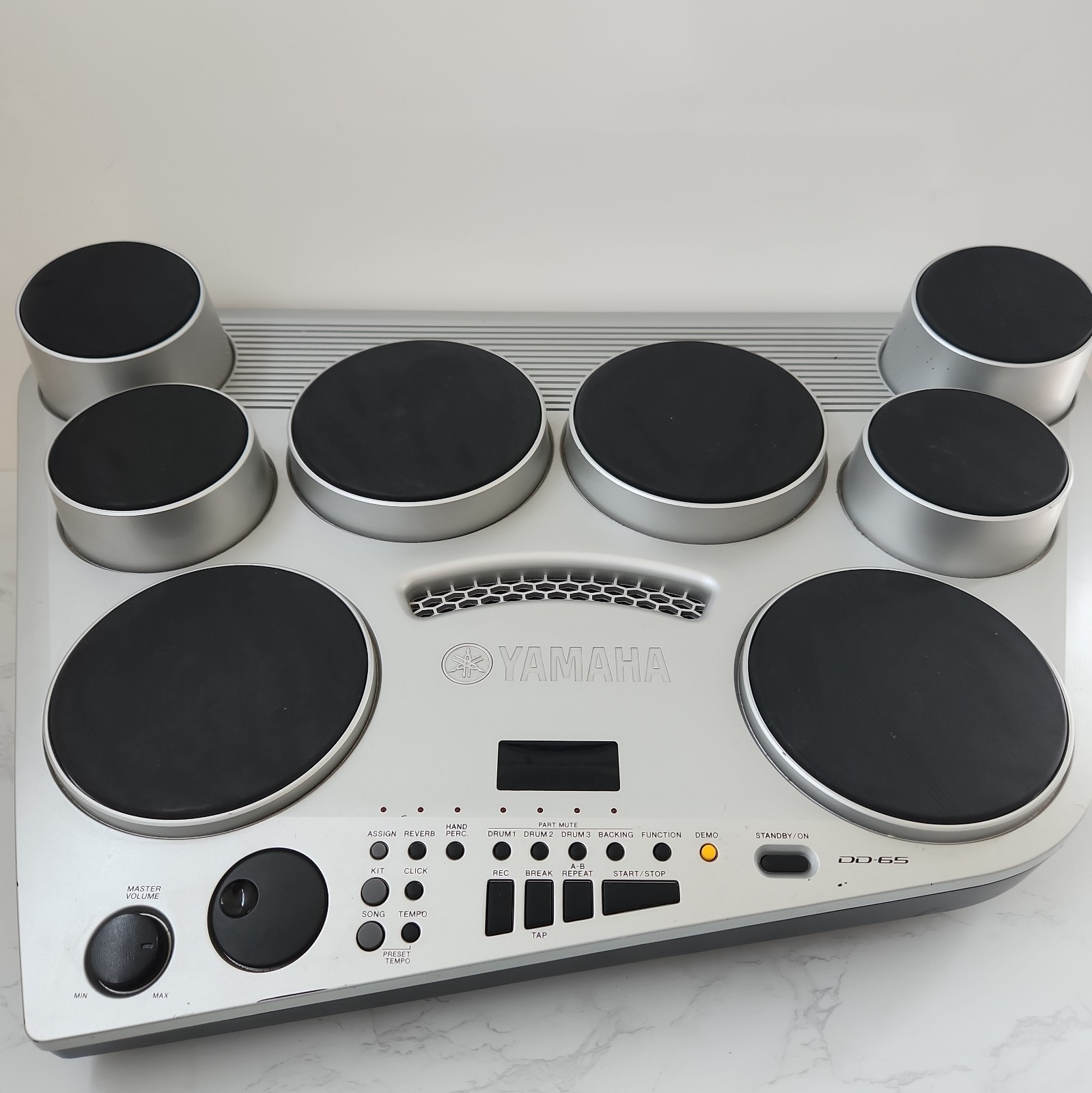 Yamaha DD65 Electronic DrumSet Portable Pad Digital Drum Silver