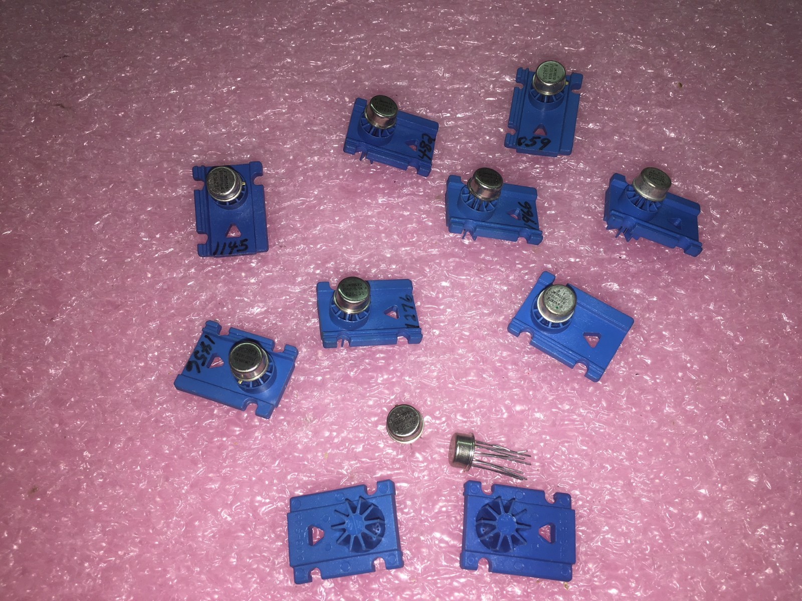(1 PIECE) JM38510/10201BIA Volt Reg Adjust, +2 TO +37V, Bi-Polar, 10 Pin Ceramic