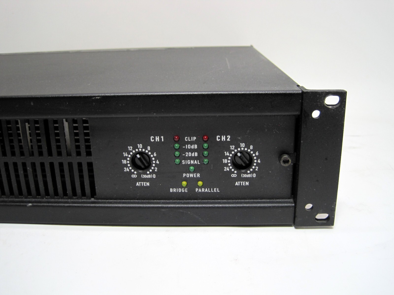 QSC CX302 2 Channel Power Amplifier Rackmount